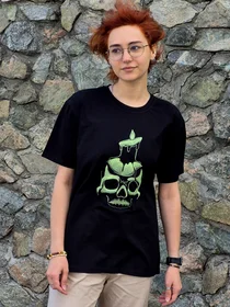 Прикольные футболки: Флюрисцентна вишивка Череп